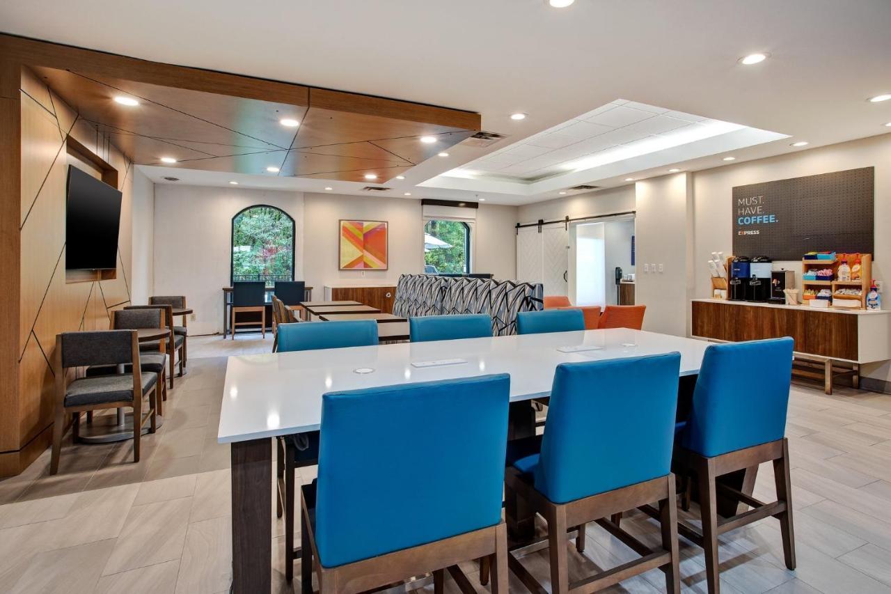 Holiday Inn Express Hotel & Suites Dover By Ihg Eksteriør bilde