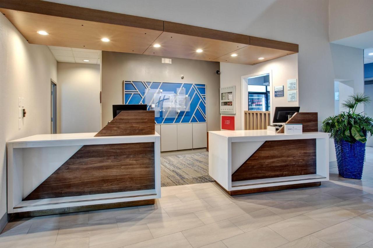 Holiday Inn Express Hotel & Suites Dover By Ihg Eksteriør bilde