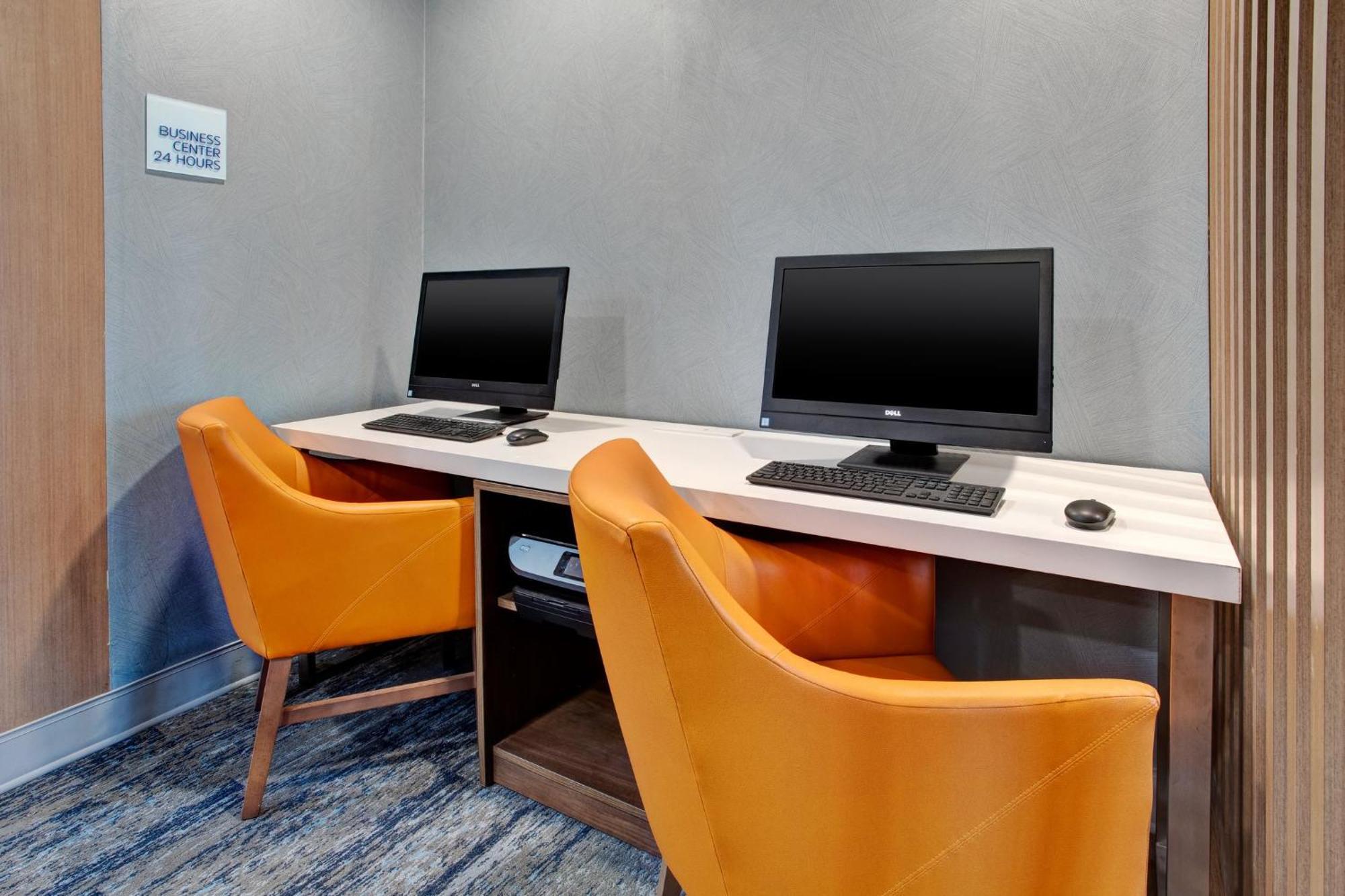 Holiday Inn Express Hotel & Suites Dover By Ihg Eksteriør bilde